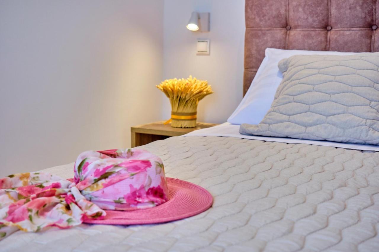 Sunflower Suites Gouvia Corfu Εξωτερικό φωτογραφία